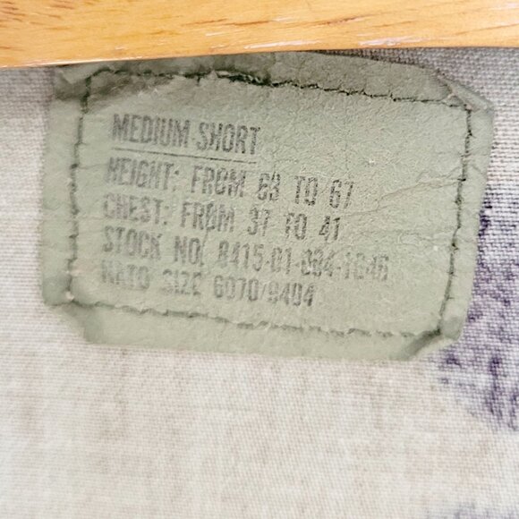 US Army 80s Woodland Camo Combat Jacket 1st CAVALRY Hell on Wheels THORNTON M/S - Picture 12 of 12